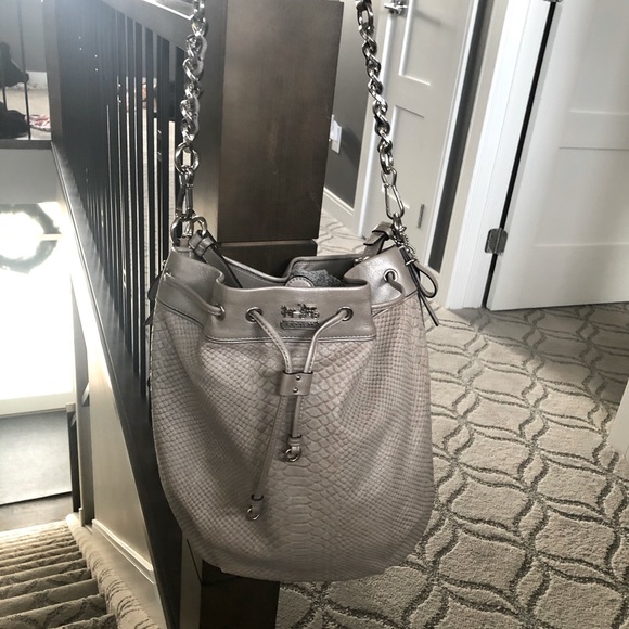 Coach Bucket Bag - Picture 2 of 10